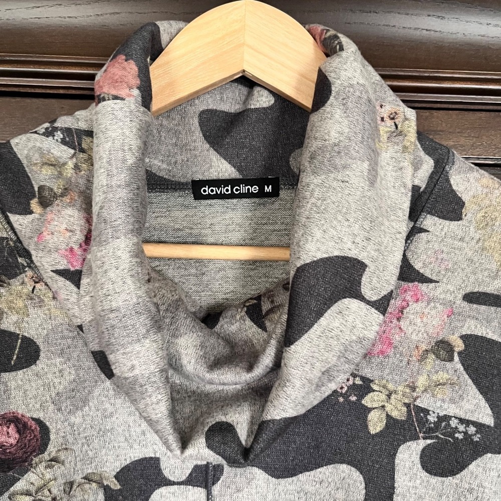 DAVID CLINE‎ "Gravel" Cowl Neck Shirt Top Women's M Elevated Comfort Made in USA - Picture 2 of 7